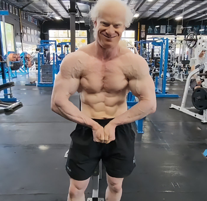 Blind, Albino Personal Trainer Shares Update After Being Forced To Quit For 